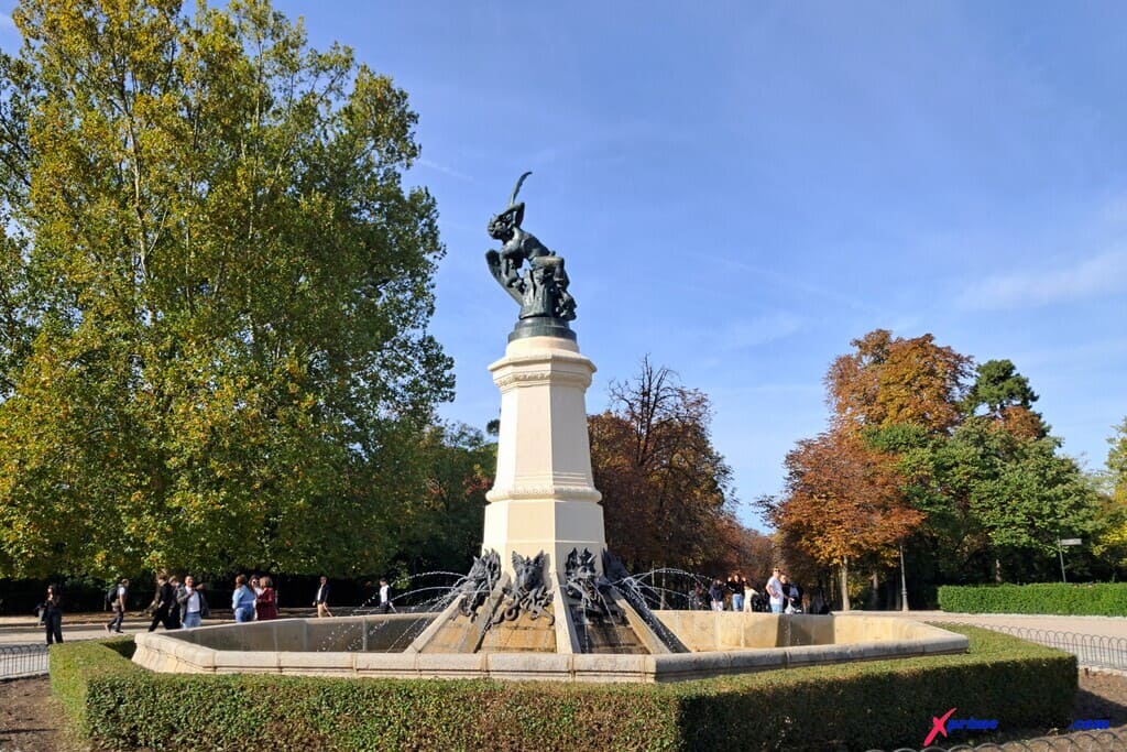 Fuente del Ángel Caído