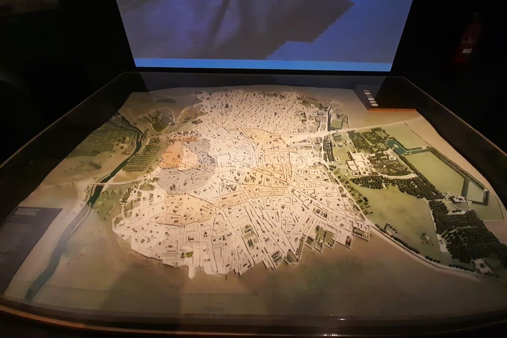 Maqueta villa de Madrid siglo XVII - Museo de San Isidro