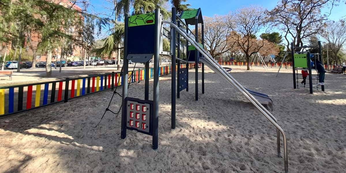 Parque infantil Ronda del Sur Santa Catalina